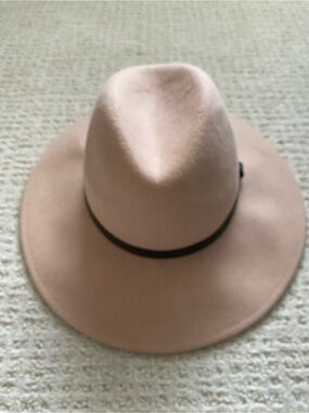 Urban Outfitters Wide Brim Fedora
